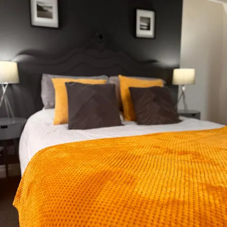 아파트 Botanicals Town House 휫비