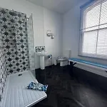 Apartament Botanicals Town House Whitby