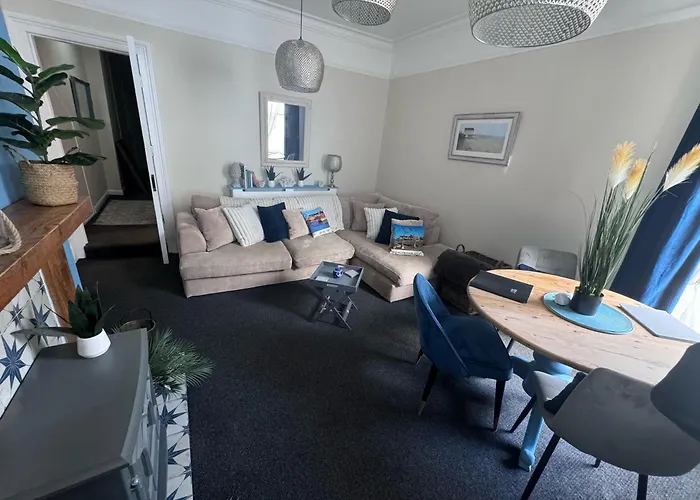 Апартаменты Botanicals Town House *