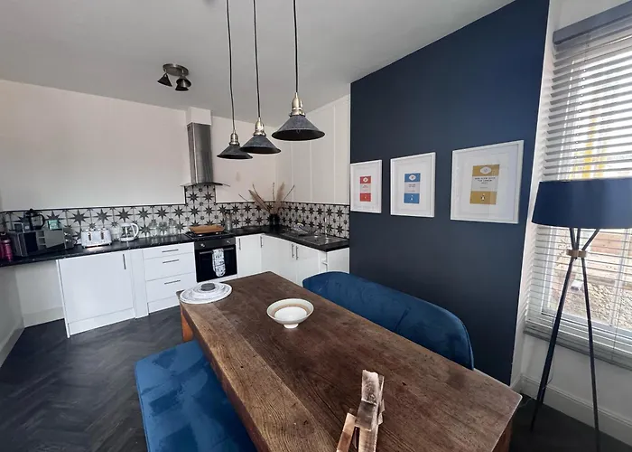 Botanicals Town House