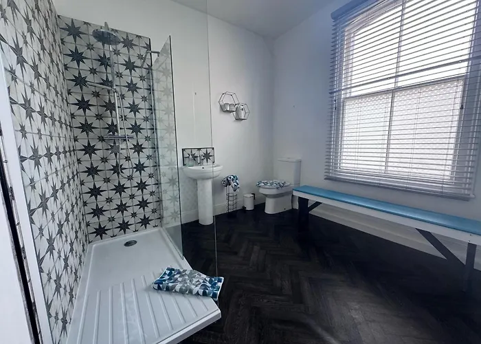 Апартаменты Botanicals Town House Уитби