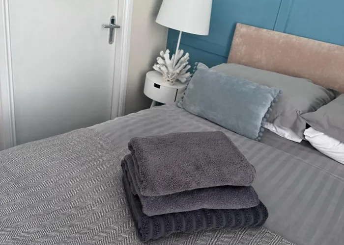 Botanicals Town House *