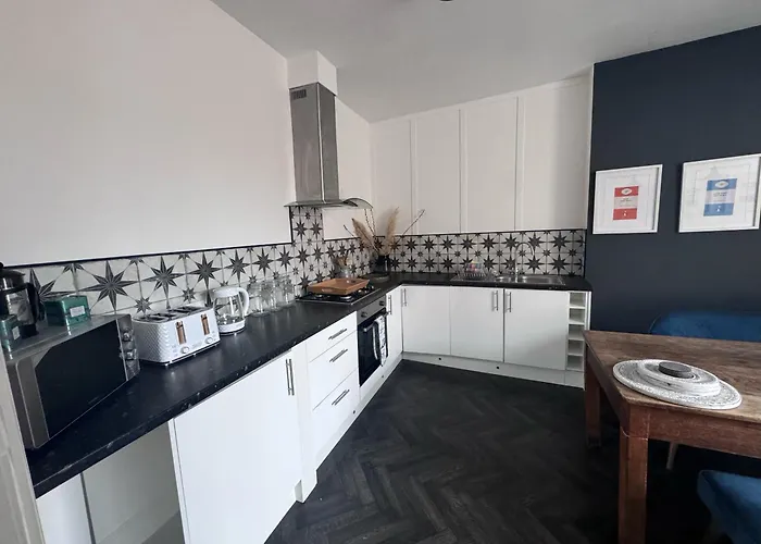 Botanicals Town House *