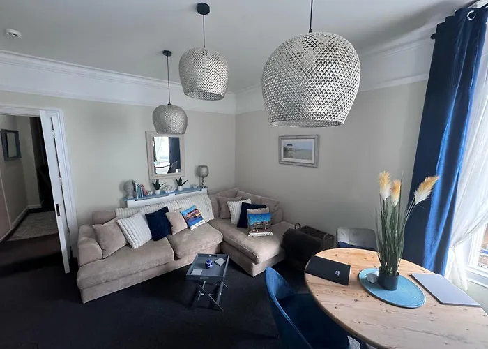 Botanicals Town House * Уитби