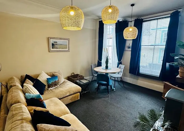 Botanicals Town House