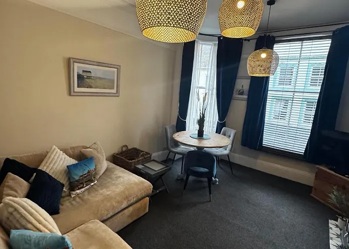 Botanicals Town House Апартаменты *