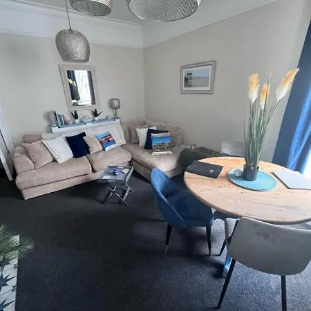 Botanicals Town House